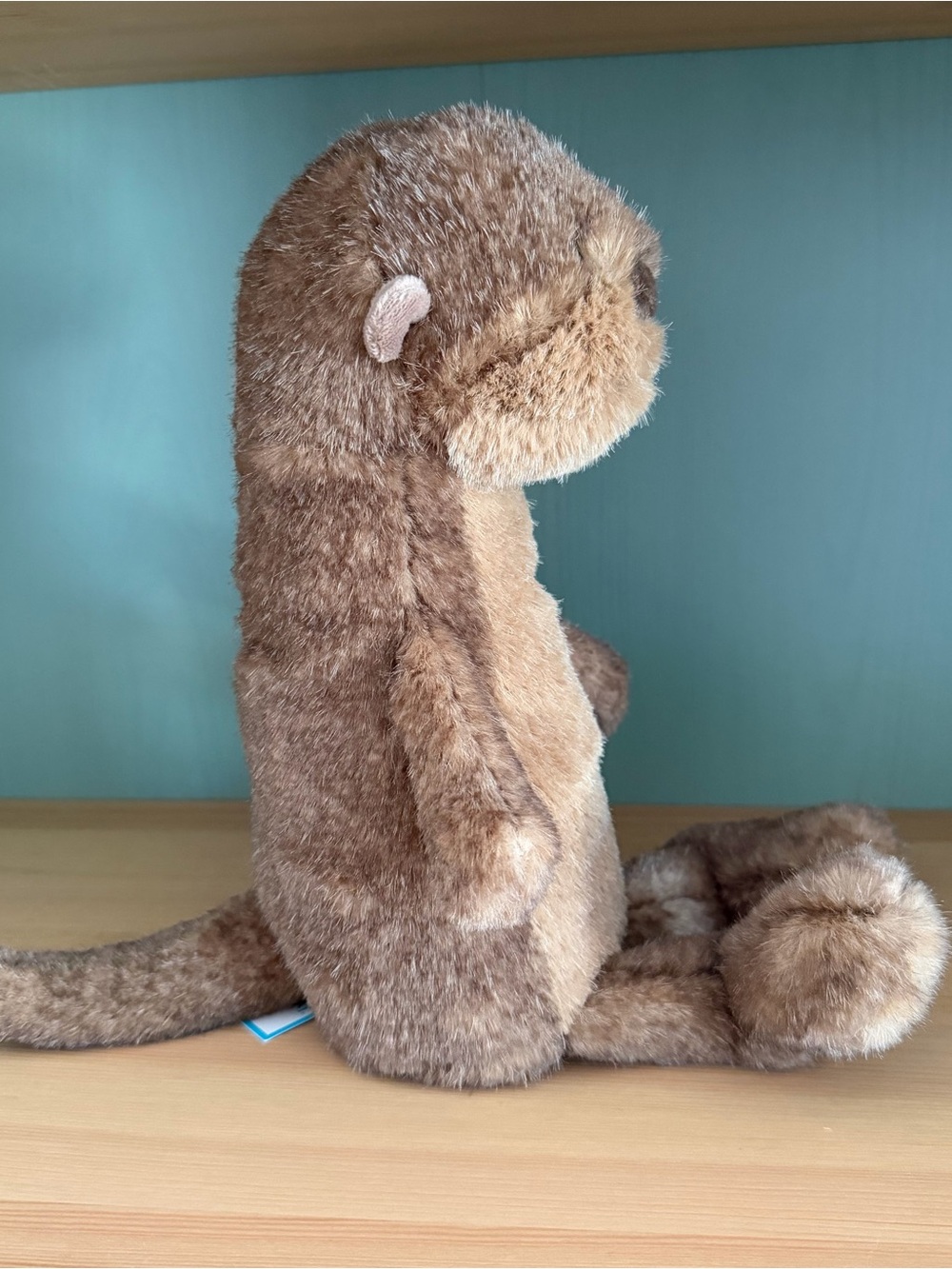 Jellycat Brooke Otter - Picture 3 of 7